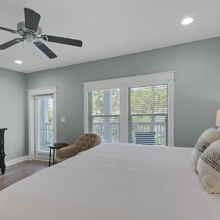Seabatical - Seagrove Beach